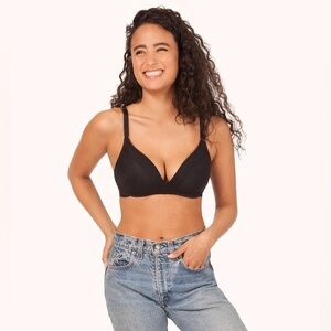 NWT Wire-free push-up bra by Lively 32C